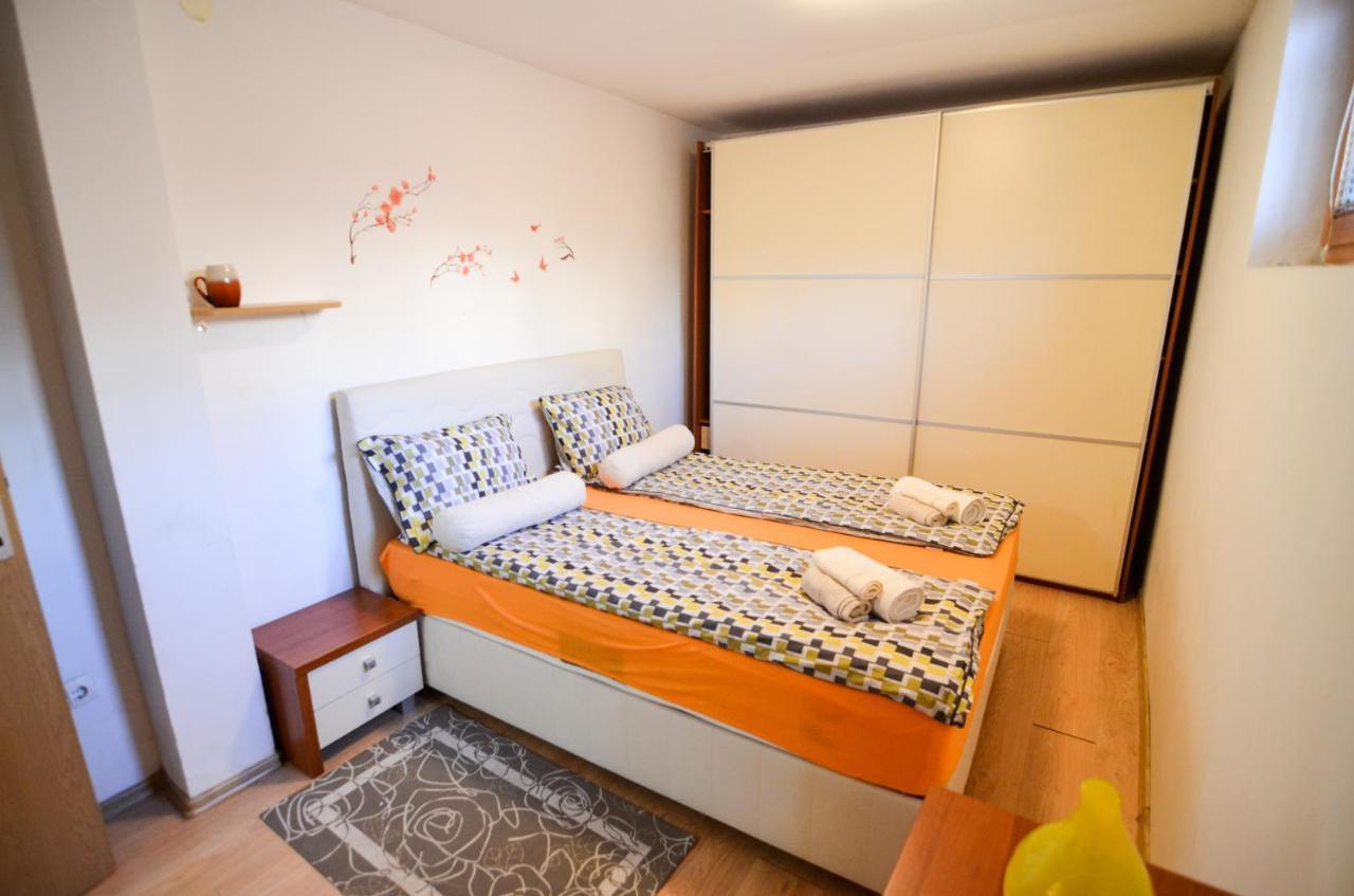 Blacksmith Apartment + Free Private Parking Sarajevo Ngoại thất bức ảnh